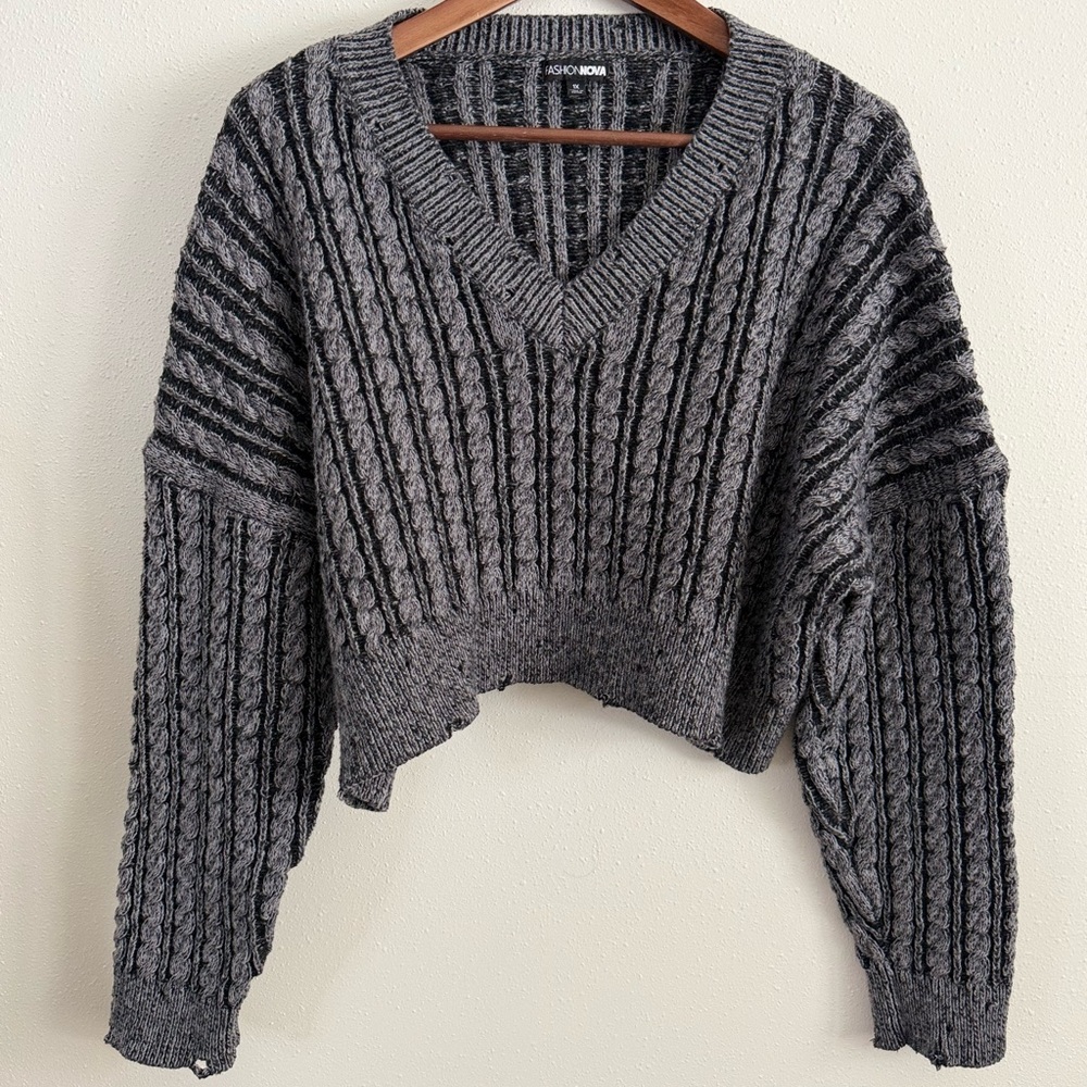 Fashion Nova Gray Cable Knit Cropped Sweater Distressed Hem 1X . Oversized